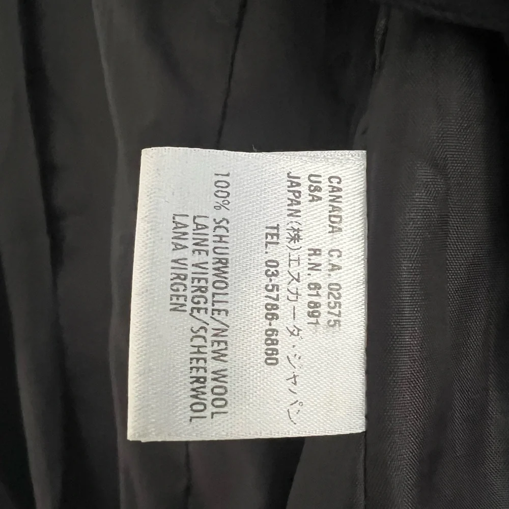 Escada Women's Elegant Black Suit Jacket - 100% New Wool - Picture 5 of 7